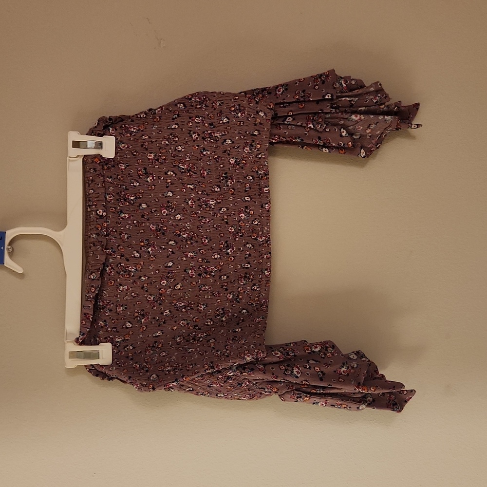 Xhilaration, large, flower pattern top